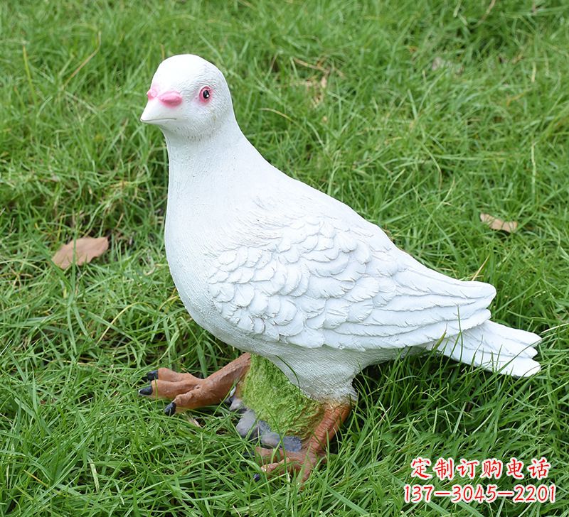 海南西方的鸽子雕塑