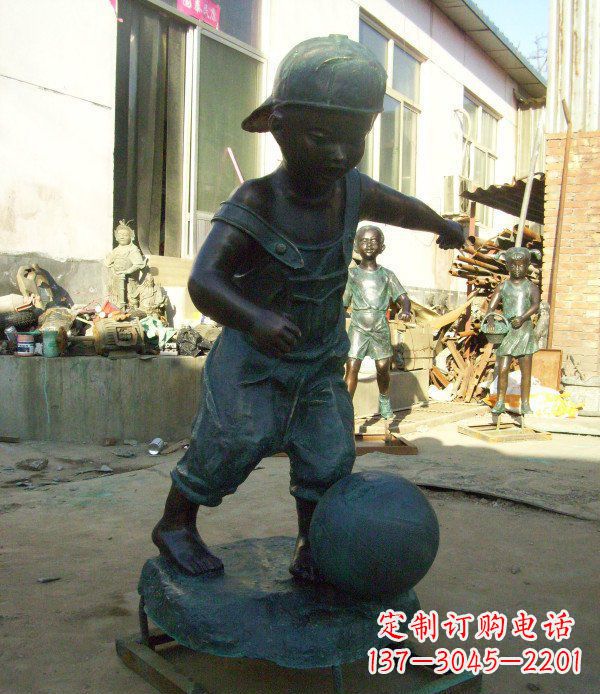 海南小孩玩耍青铜人物铜雕