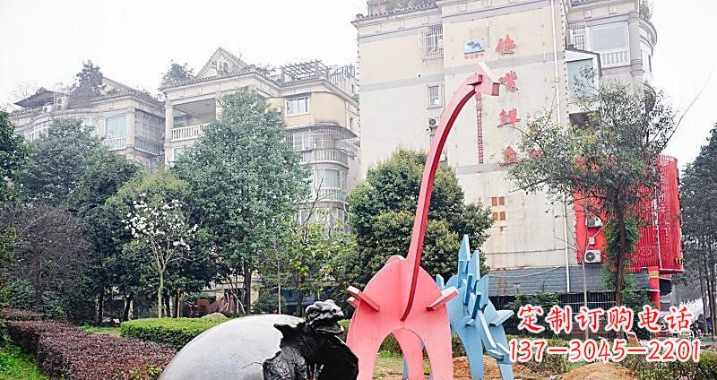海南小区破壳而出的小恐龙景观铜雕