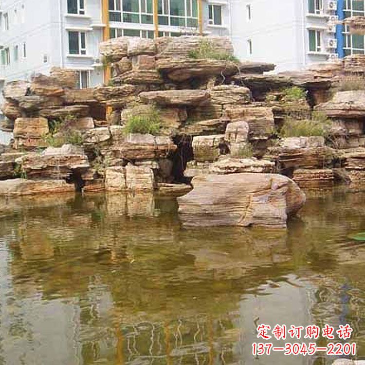 海南小区庭院假山鱼池