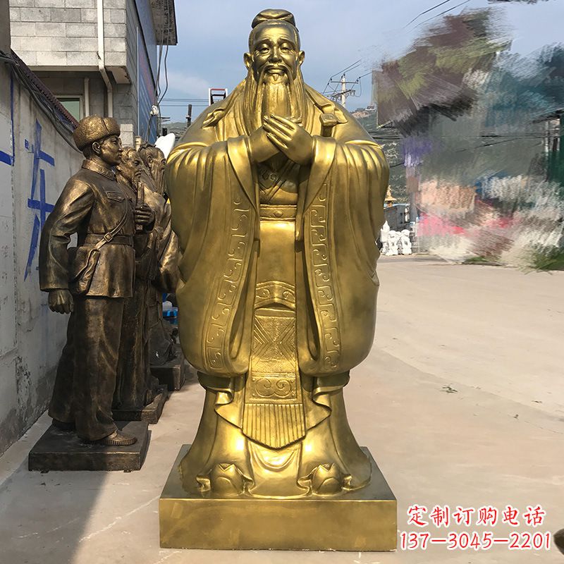海南校园孔子铜雕像