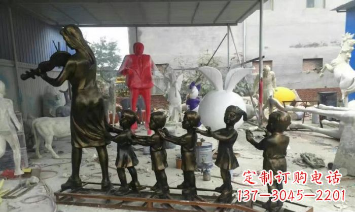 海南校园老师和儿童铜雕
