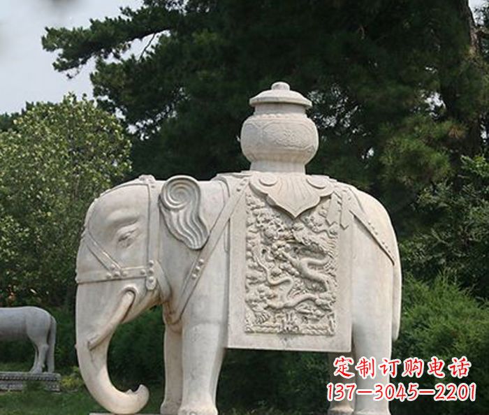 海南园林景观驮宝大象石雕